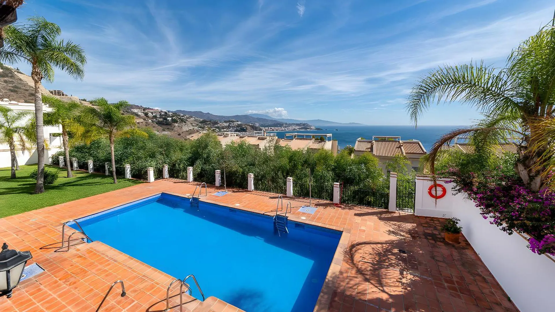 Luci By The Sea Apartment La Herradura  Spain